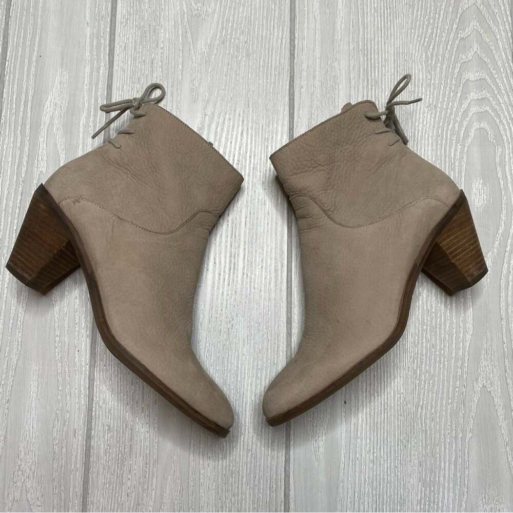 Lucky Brand Jalie Tan Leather Stacked Heel Boots Size 9